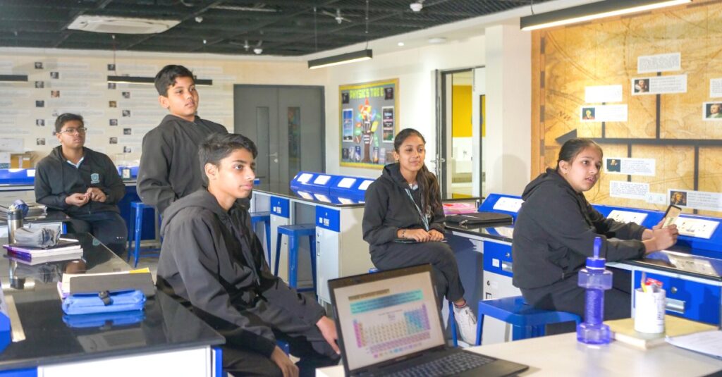 Pavna International School