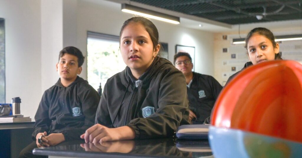 Pavna International School