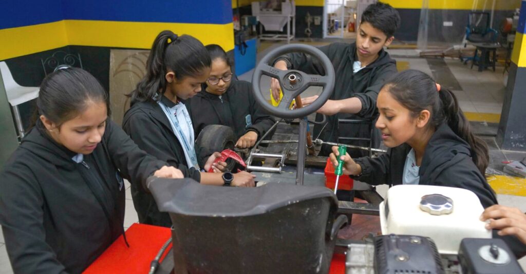Pavna International School